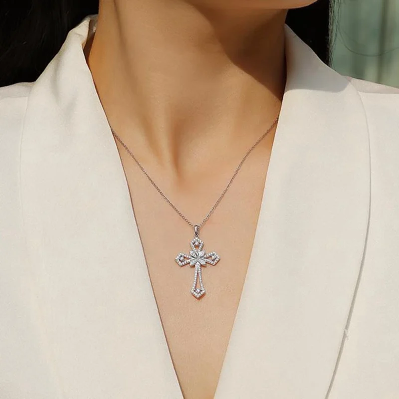 Dazzling Devotion: 925 Sterling Silver Cross Pendant Necklace with VVS1 3EX D Color Real Moissanite Diamond Gems.