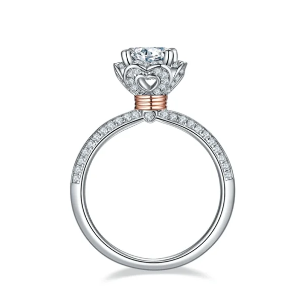 Timeless Sparkle: Vera Sterling Silver Ring with Dazzling Moissanite